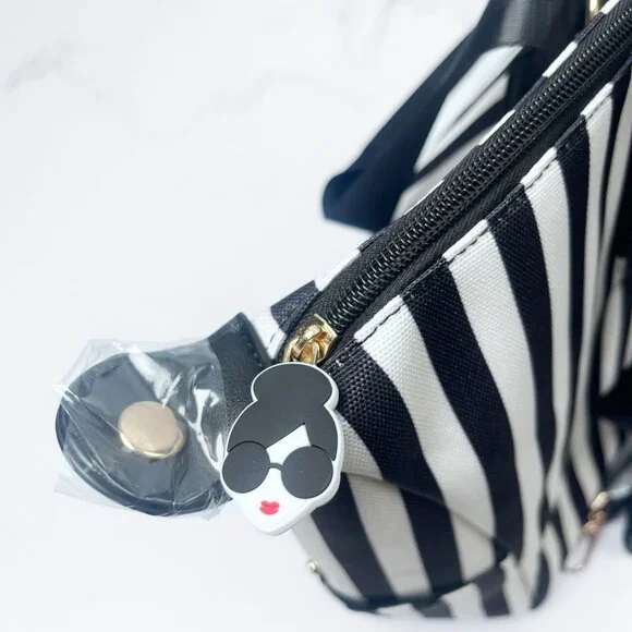 Alice and Olivia Black Striped Tote | Large - Picture 5 of 6